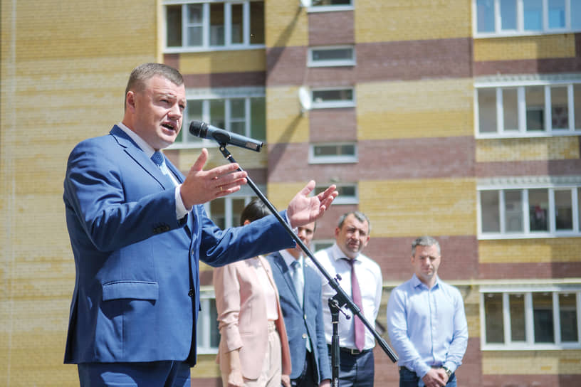 Глава региона Александр Никитин встречается с обманутыми дольщиками и лично контролирует  ход строительства проблемных домов 