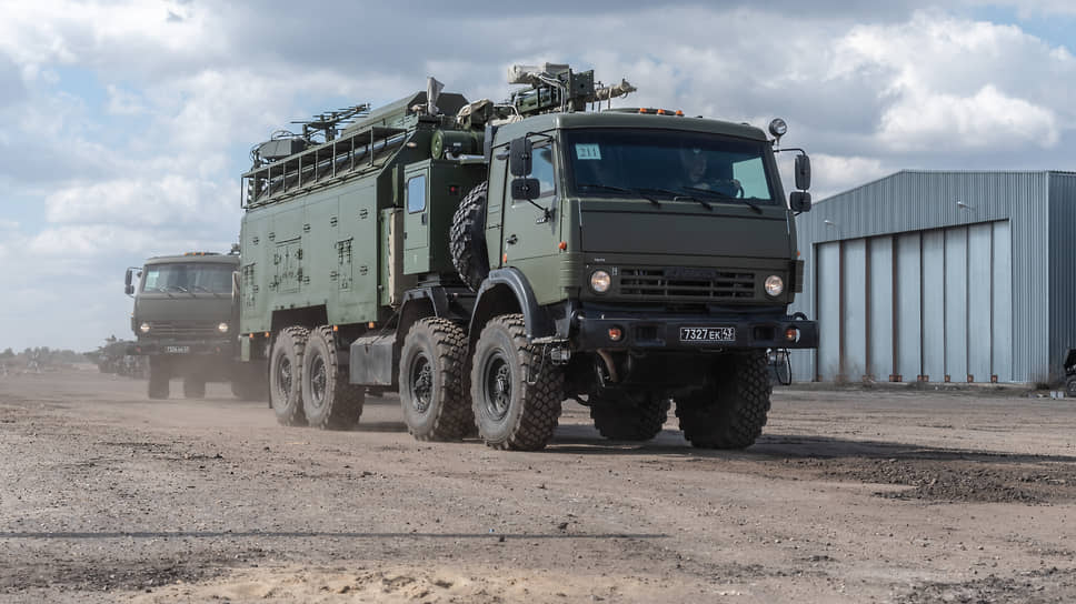 Комплекс радиоэлектронной борьбы «Палантин». Подготовка к военному параду в честь 74-й годовщины Победы в Великой Отечественной войне. Воронеж, 2019 год 
