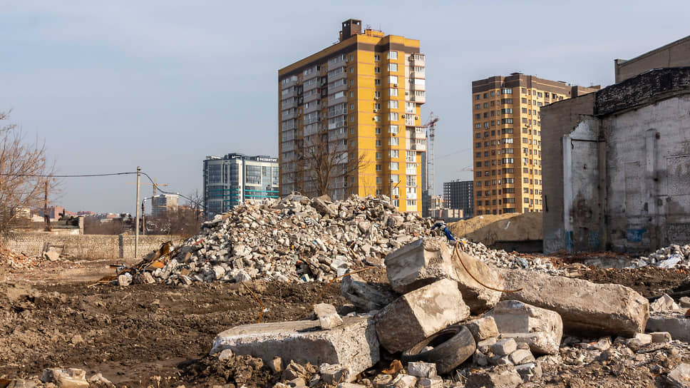 В 2020 году мэрия сообщала, что собирается разработать проект планировки территории бывшего завода,— тогда речь шла о 62,2 га