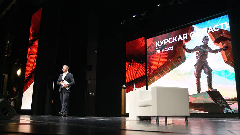 «Считаю, что нужно использовать газопроводы, которые сейчас практически не используются для подачи газа в европейские страны. Нет необходимости в том, чтобы отправлять газ на экспорт, а потом из-за границы получать нужную продукцию втридорога». В феврале 2023 года Роман Старовойт настаивал на необходимости строительства в регионе завода по производству азотных удобрений ОАО «Куйбышевазот». Активисты