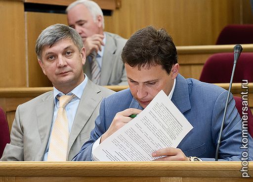 Воронежский губернатор Алексей Гордеев продолжал в 2010 году формировать свою команду: Александр Гусев (слева) сменил Александра Ганова в должности первого вице-премьера облправительства 