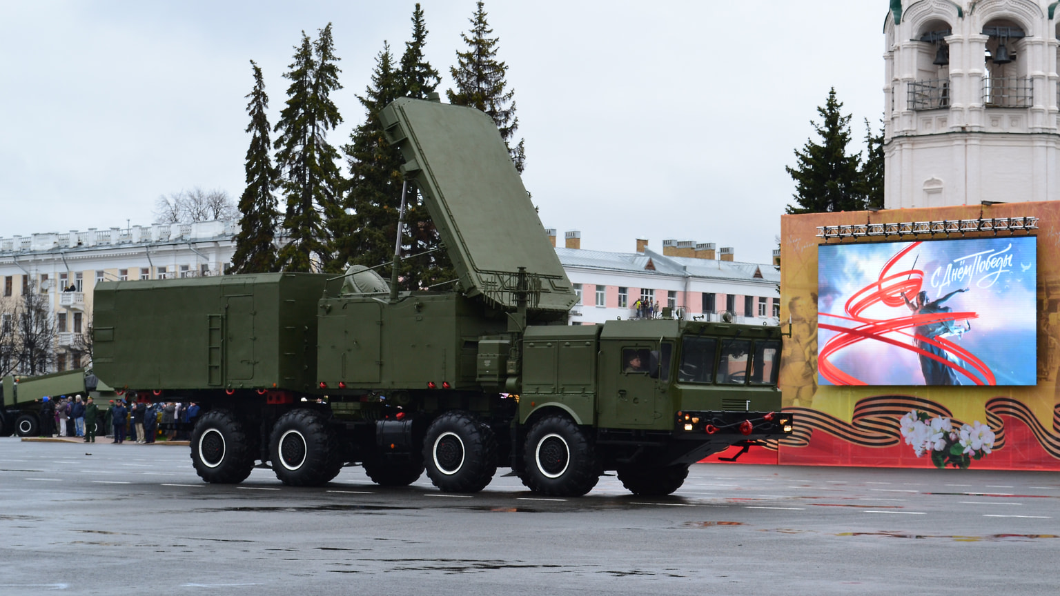 Многофункциональная РЛС на базе комплекса ЗРС С-400.