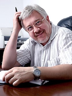 Владимир Чернышев, генеральный директор креативного агентства «Аврора»: если кто-то создаст методику расчета эффективности рекламы, которую признают и агентства, и рекламодатели,— ему однозначно надо дать премию в миллион долларов. Как математику Перельману 