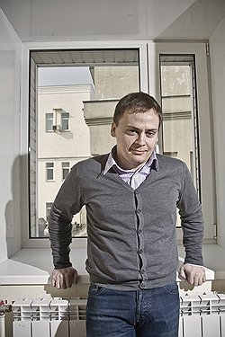 КРИСТАЛЬНЫЙ ПОХОД. Гендиректор Wexler Михаил Петренко сделал ставку на электронные книги с жидкокристаллическим экраном