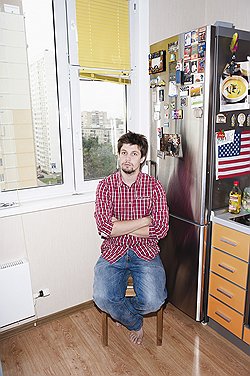 От съемки к делу Юрий Дегтярев (на фото) и Михаил Орлов первыми разобрались, как превратить неформальное творчество видеоблогеров в медиабизнес
