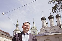 Новостной беспредел Клиенты вот уже полгода заваливают Трани письмами с вопросами о митингах в России 