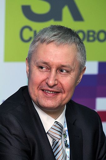Генеральный директор IBM в России и СНГ Кирилл Корнильев во время подписания меморандума между фондом "Сколково" и IBM 