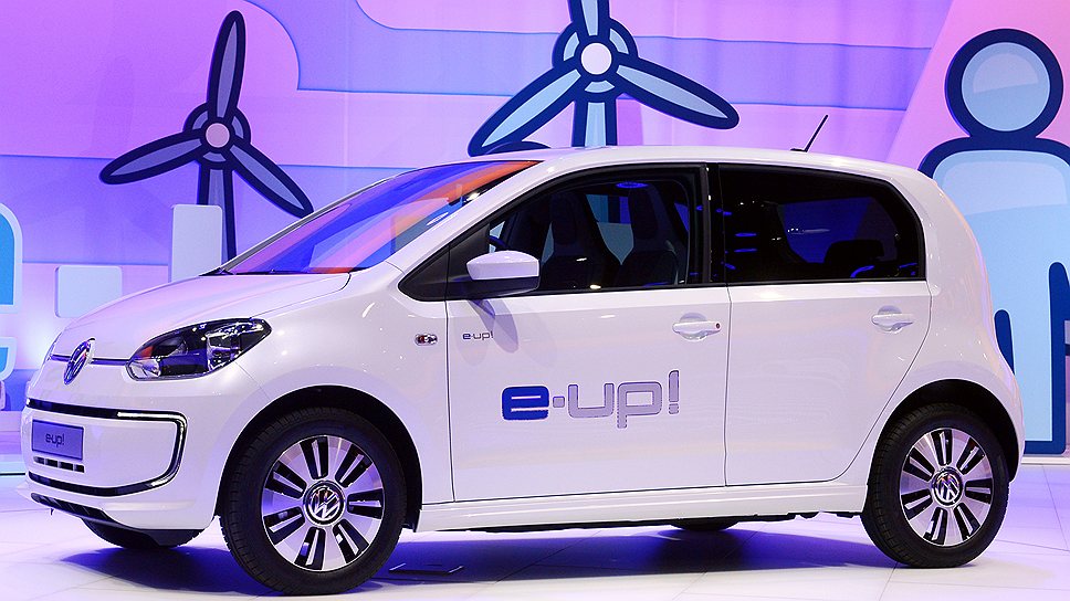 VW E-Up — автомобиль для города, где свободные розетки есть на каждом углу  