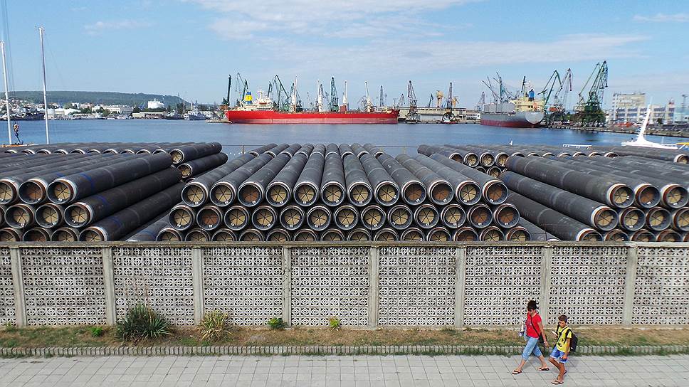 "Газпром" заинтересован в строительстве морской части Южного коридора, на расширение которого в РФ он потратил около 400 млрд руб.