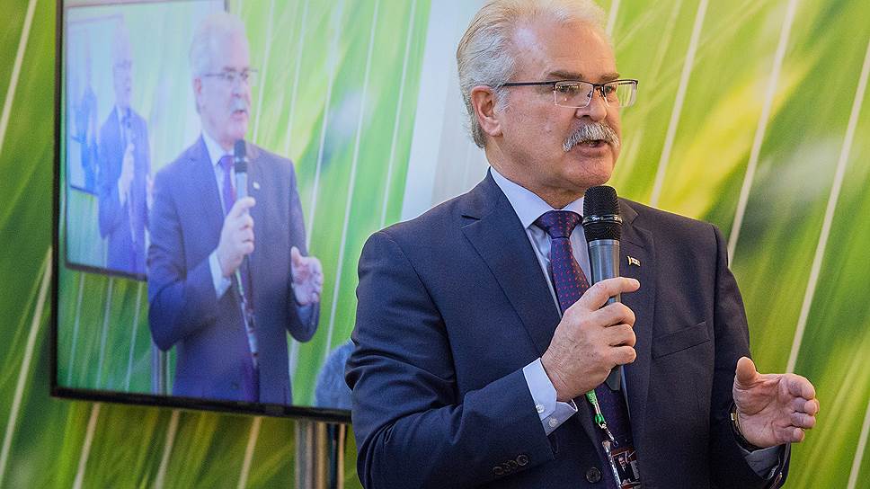 "Я абсолютно уверен, что Россия снова собирается с силами"