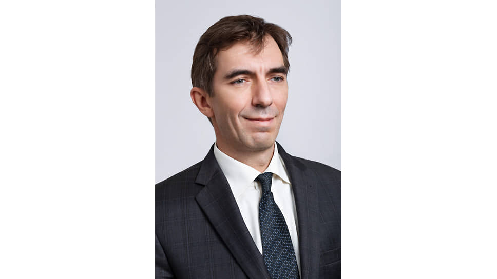 Управляющий партнер бюро, руководитель практики «Корпоративное право/M&A» Дмитрий Любомудров 