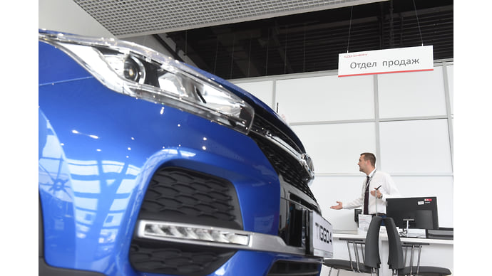 Авторынок недосчитался шести нолей