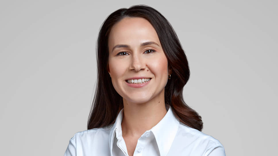 Тахмина Арабова 