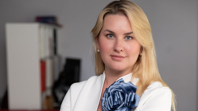 Первая после CEO