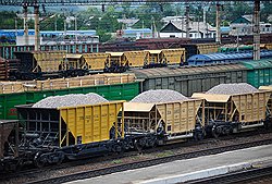 Чтобы не толкаться на подъездных путях, операторы уже сами пытаются консолидировать управление парком 