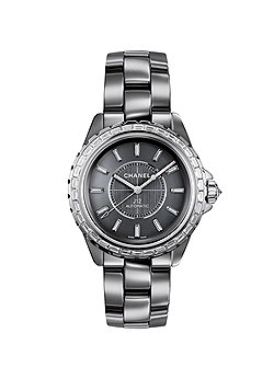 Chanel. Chromatic 38mm Baguette J12 Classique