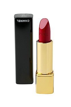 Красный цвет — второй по значению и у Chanel, и у Dior