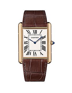 Главная коммерческая и классическая часовая модель Cartier 2012 года — Tank Anglaise, или же "Английский танк". В линии в настоящий момент представлены часы трех размеров, выполненные в трех цветах золота. Самой женственной стоит признать Tank Anglaise Petite Modele с корпусом и браслетом из розового золота, украшенным белыми бриллиантами. Мужскими (и наиболее сложными) считаются Montre Tank Louis Cartier XL Extra-Plate(на фото): "плоские" часы с корпусом из розового золота на кожаном ремешке