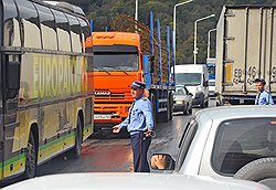 За полтора года до Олимпиады город живет ею — изменениями, которые происходят в Сочи, жители города очень горды