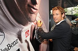 Гонщик Vodaphone McLaren Mercedes Джейсон Баттон представил в рамках Гран-при Монако-2012 четыре новые модели TAG Heuer, в том числе и Monaco Twenty-Four Calibre 36 Chronograph  