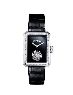 Часы Chanel Premiere Tourbillon Volant, сделанные к 25-летию с момента старта часового направления дома, получили приз в номинации "Лучшие женские часы"  