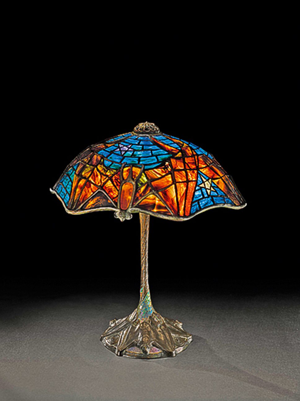 Лампа "Летучие мыши", Tiffany Studios, около 1905 года. Sotheby's, эстимейт $550-750 тыс.