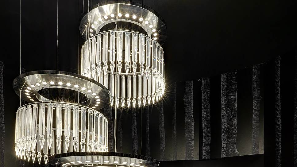 Люстры из коллекции Lady Crinoline для Baccarat