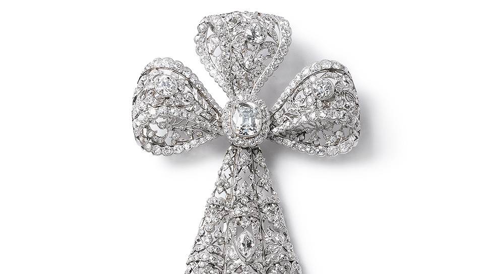 Cartier, платиновая брошь в стиле "гирлянда", Париж, 1902