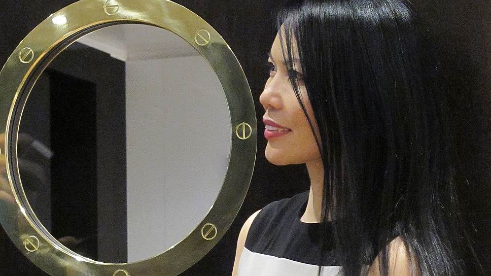 Чаи Шнайдер унаследовала Ulysse Nardin и уступила его Франсуа-Анри Пино  