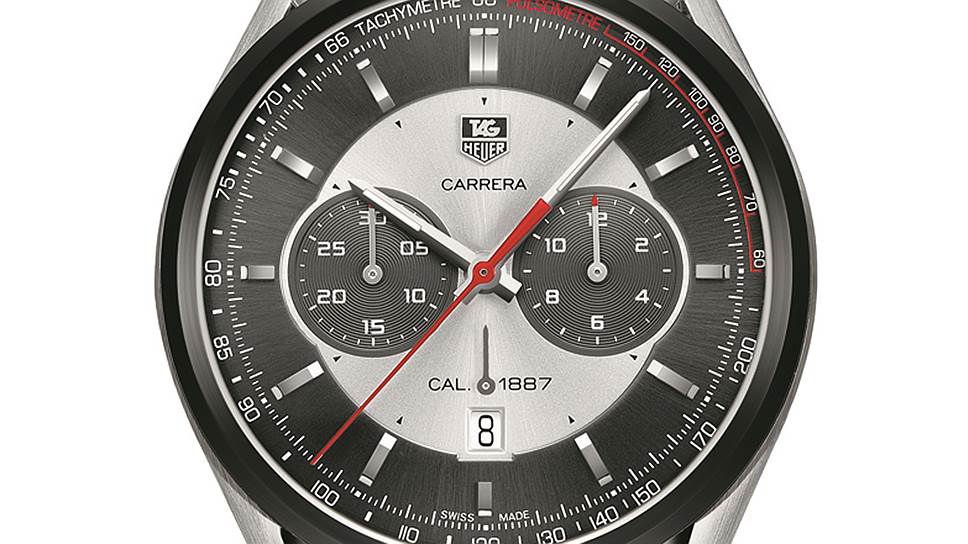 Спортивные часы TAG Heuer Криштиану Роналду: хронограф Carrera Calibre 36 Flyback с возвратной функцией flyback, корпусом из сверхлегкого титана Grade 2 (именно такой металл используется в авиации), который закреплен на кожаном ремешке "гоночного" дизайна