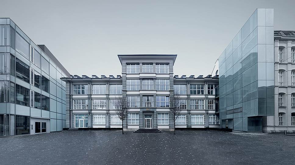 Здание мануфактуры IWC Schaffhausen в Шаффхаузене