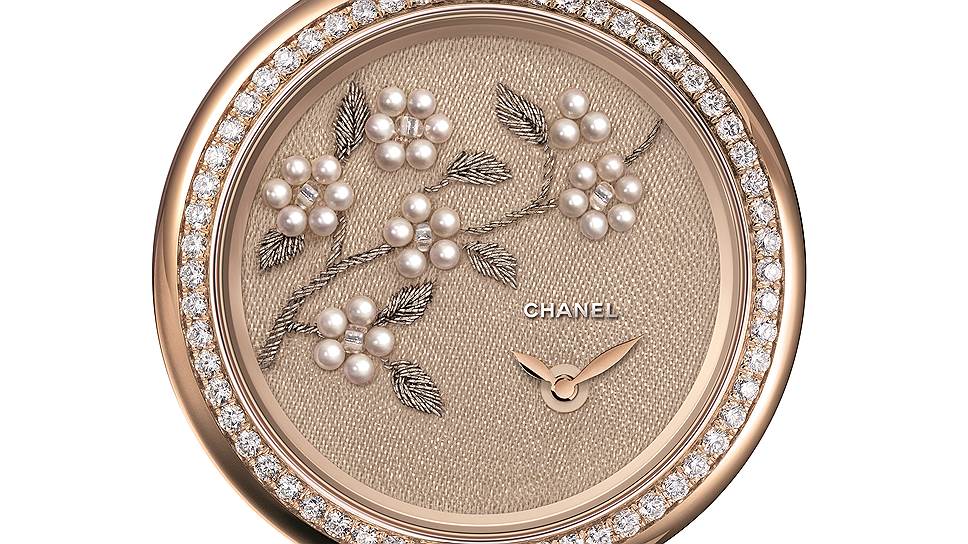 Часы Mademoiselle Prive Embroidered Camellia и Mademoiselle Prive Embroidered Comet