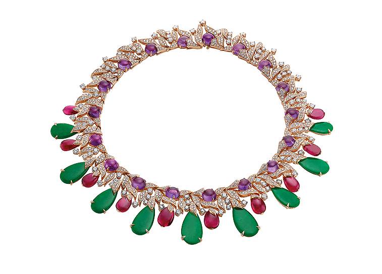 Bvlgari, колье из золота с рубинами и изумрудами, коллекция «Итальянские сады», 2015