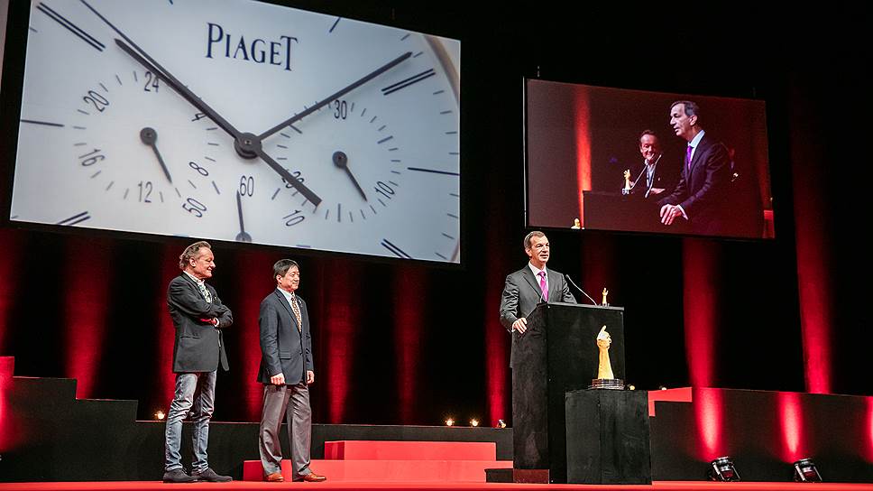 Глава Piaget Филипп Леопольд-Метцгер выступил с трибуны дважды и на разных языках