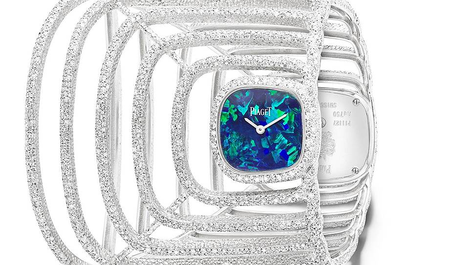 Piaget Extremely Piaget Double Sided Cuff Watch стали главным "возрождением" 2015 года