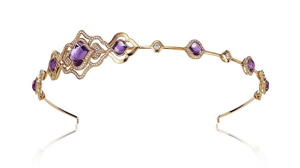 Тиара, колье, серьги, часы Chopard  