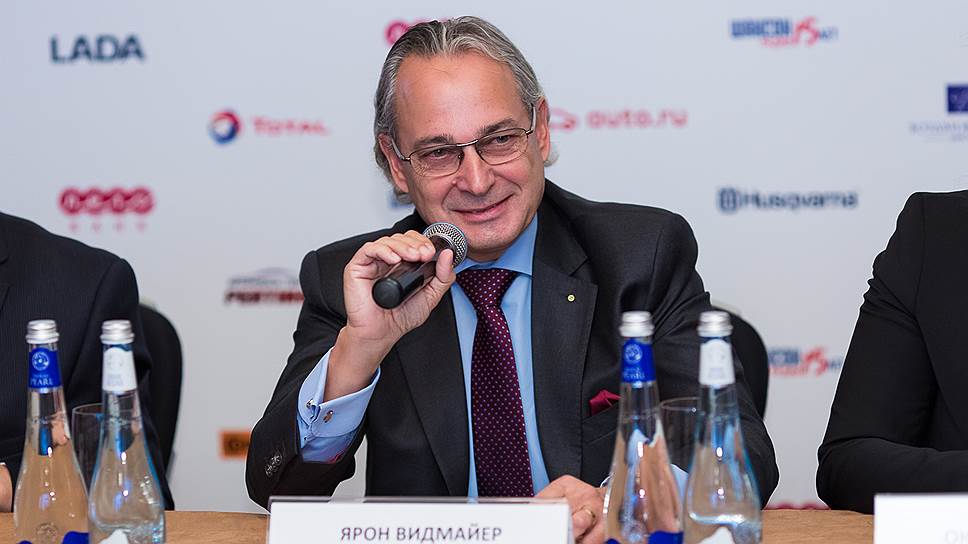 Ярон Видмайер, генеральный директор "Континентал Тайрс Рус" пообещал участникам автопробега хорошее сцепление с дорогой