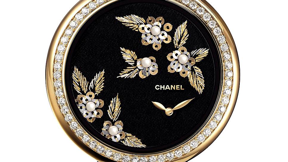 Chanel, Mademoiselle Prive Camelia Lesage