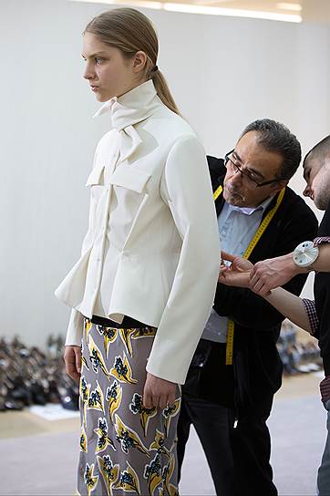 За кулисами показа женской коллекции Christian Dior осень—зима 2016/17 