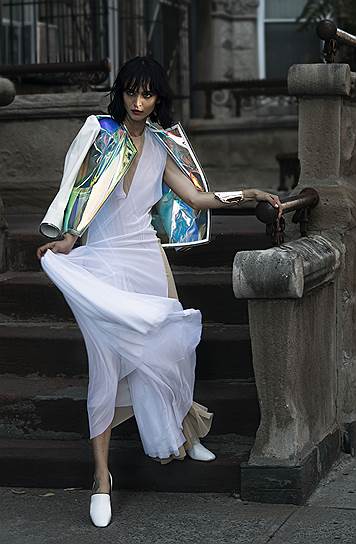 Платья, куртка Ab[Screenwear] Лоферы Bill Blass Браслет GBGH Jewelry 