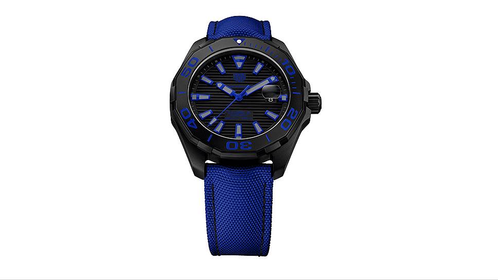 Tag Heuer Aquaracer 300M 43 мм