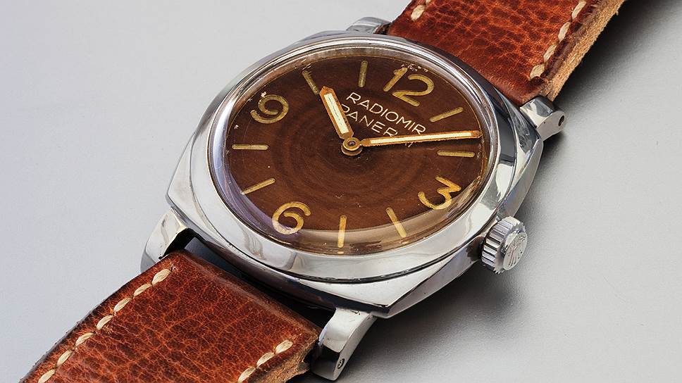 Panerai Radiomir с механизмом Rolex, так называемые Egiziano Piccolo, сделанные для египетских ВМС. 1954 год. Эстимейт — 140-240 тыс. швейцарских франков. Итоговая цена — 322 тыс. швейцарских франков