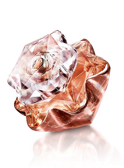 Аромат Lady Emblem Elixir, Montblanc, с композицией нежных цветов и древесных аккордов 