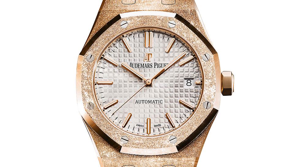 Audemars Piguet. Royal Oak Frosted Gold с особым методом обработки золота чеканкой