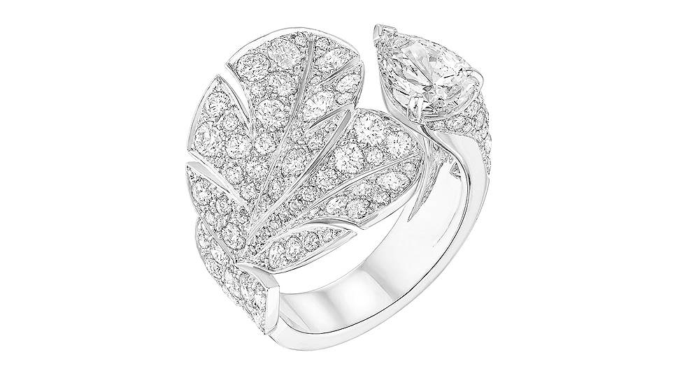 Кольцо Curved Feather, коллекция Plume de Chanel, белое золото, бриллианты, Chanel Fine Jewelry