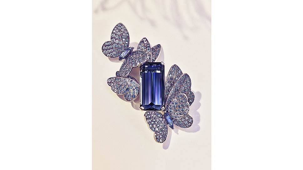 Tiffany & Co., брошь Blue Book Summer, платина, танзанит, сапфиры, бриллианты 