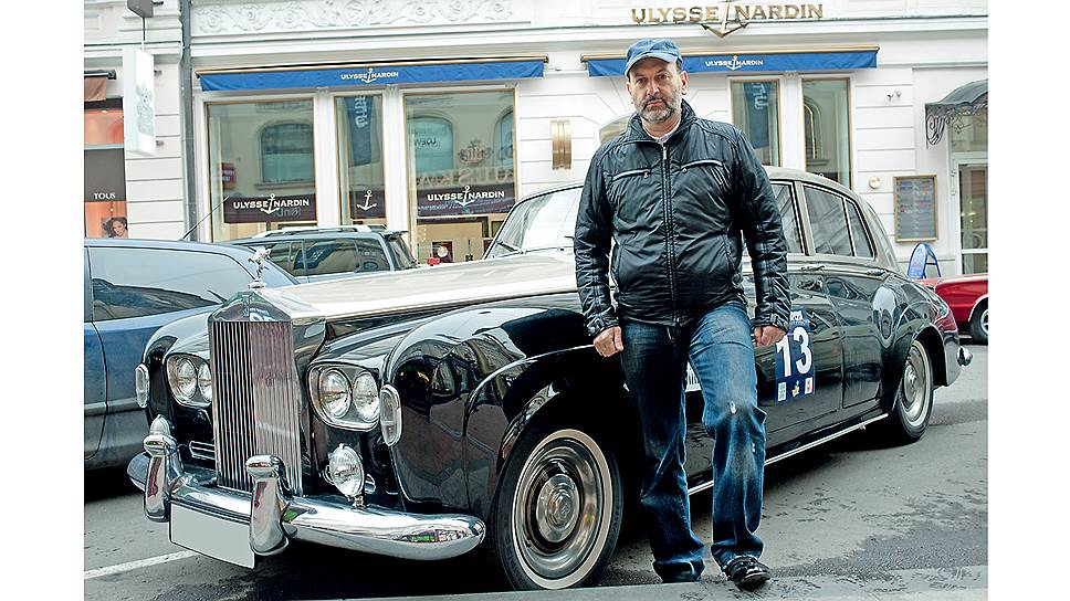 Михаил Опенгейм с автомобилем Rolls Royce Silver Cloud 1964 года 
