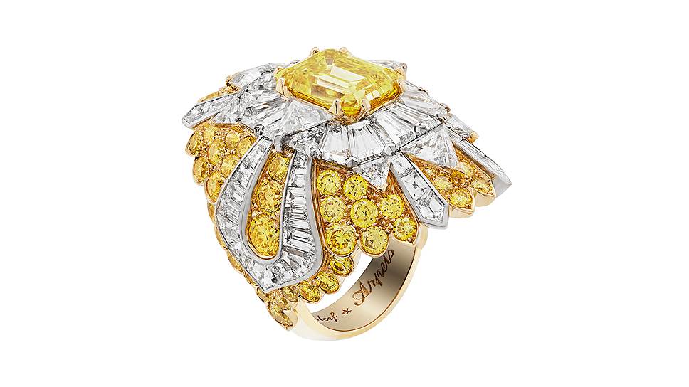 Van Cleef & Arpels, кольцо Beaute Celeste, розовое и белое золото, желтые и белые бриллианты