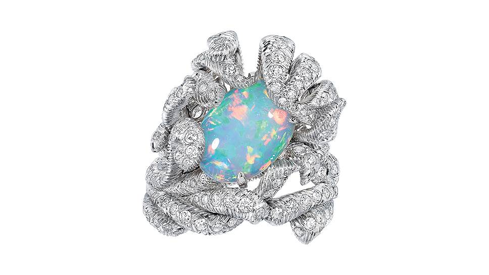 Dior. Кольцо из коллекции Dior et d’Opales 2017