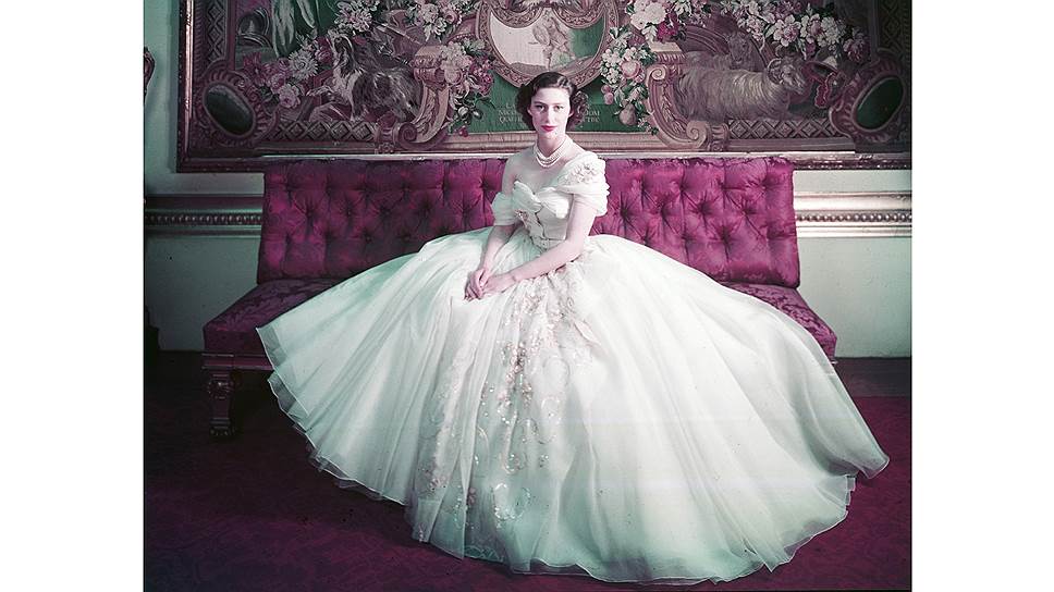 Принцесса Маргарет в платье Christian Dior, фотограф Сесил Битон 